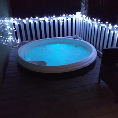 19 Laurel Close Highly Recommended 6 Berth Holiday Home With Hot Tub In Prime Location 태터셜 외부 사진